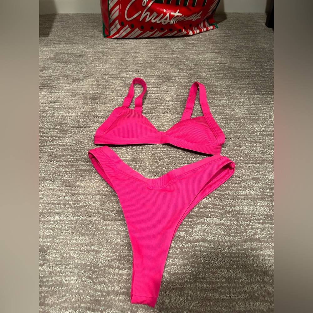 SHEIN Pink Ribbed Bikini
